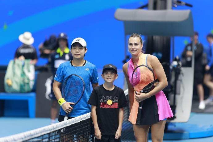 爱游戏体育-白卓璇：世界第一萨巴伦卡也会有起伏，她没有想象中那么可怕